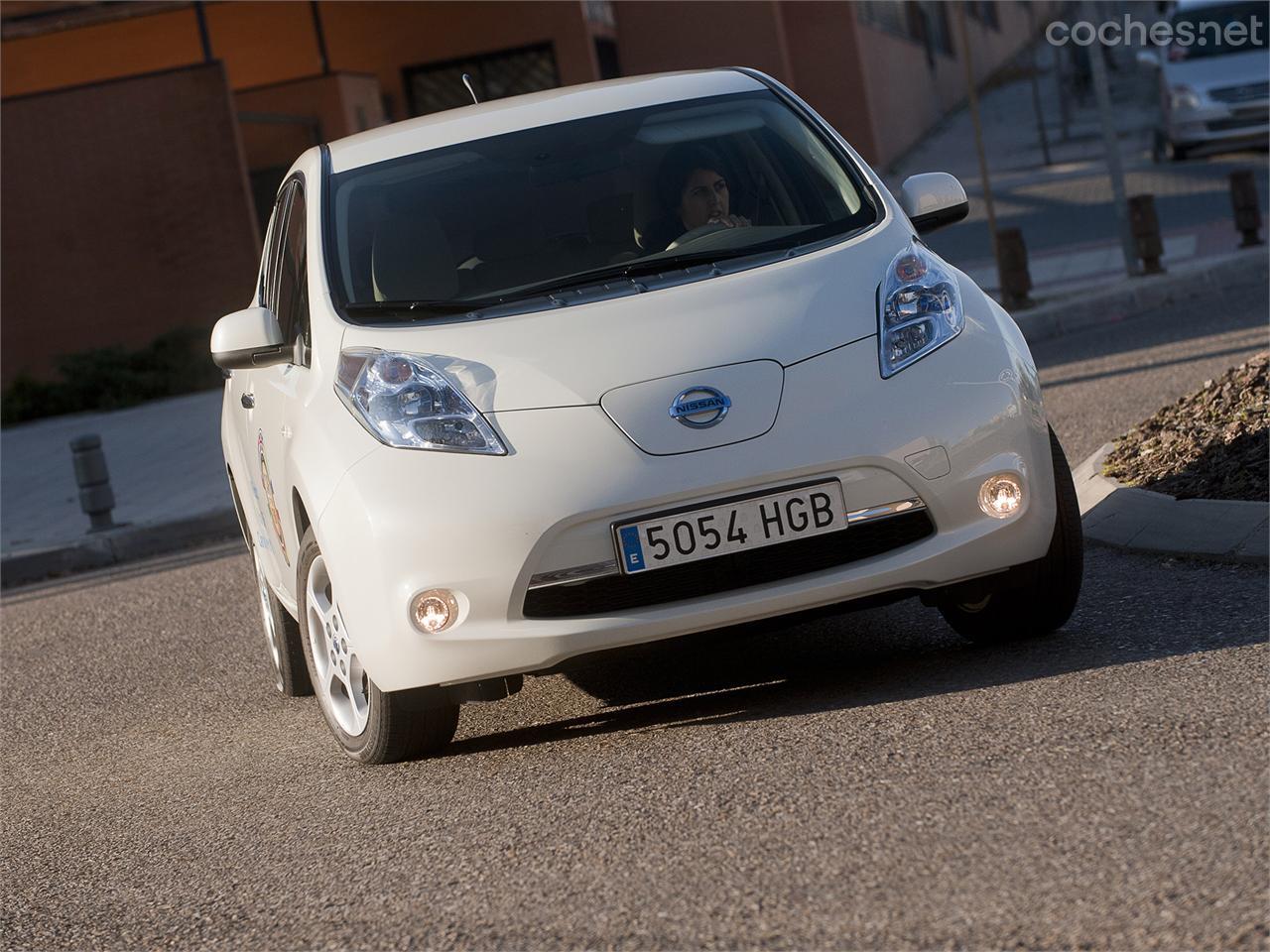 Opiniones de Nissan LEAF: Silencio, se rueda