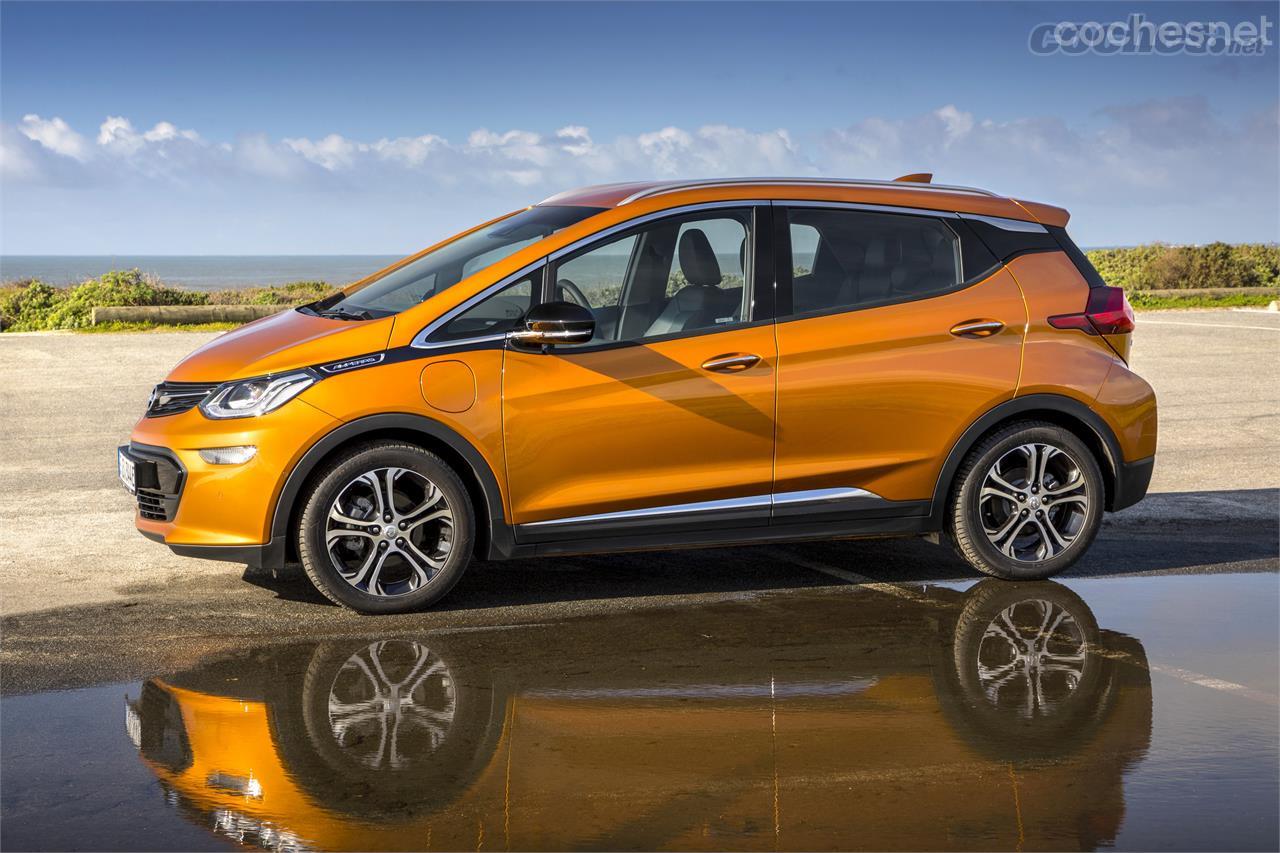 El Opel Ampera-e es prácticamente calcado a su hermano de GM, el Chevrolet Bolt.