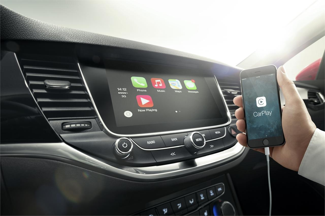 La nueva generación del sistema de infoentretenimiento Intellilink es compatible con Android Auto y Apple Car Play.