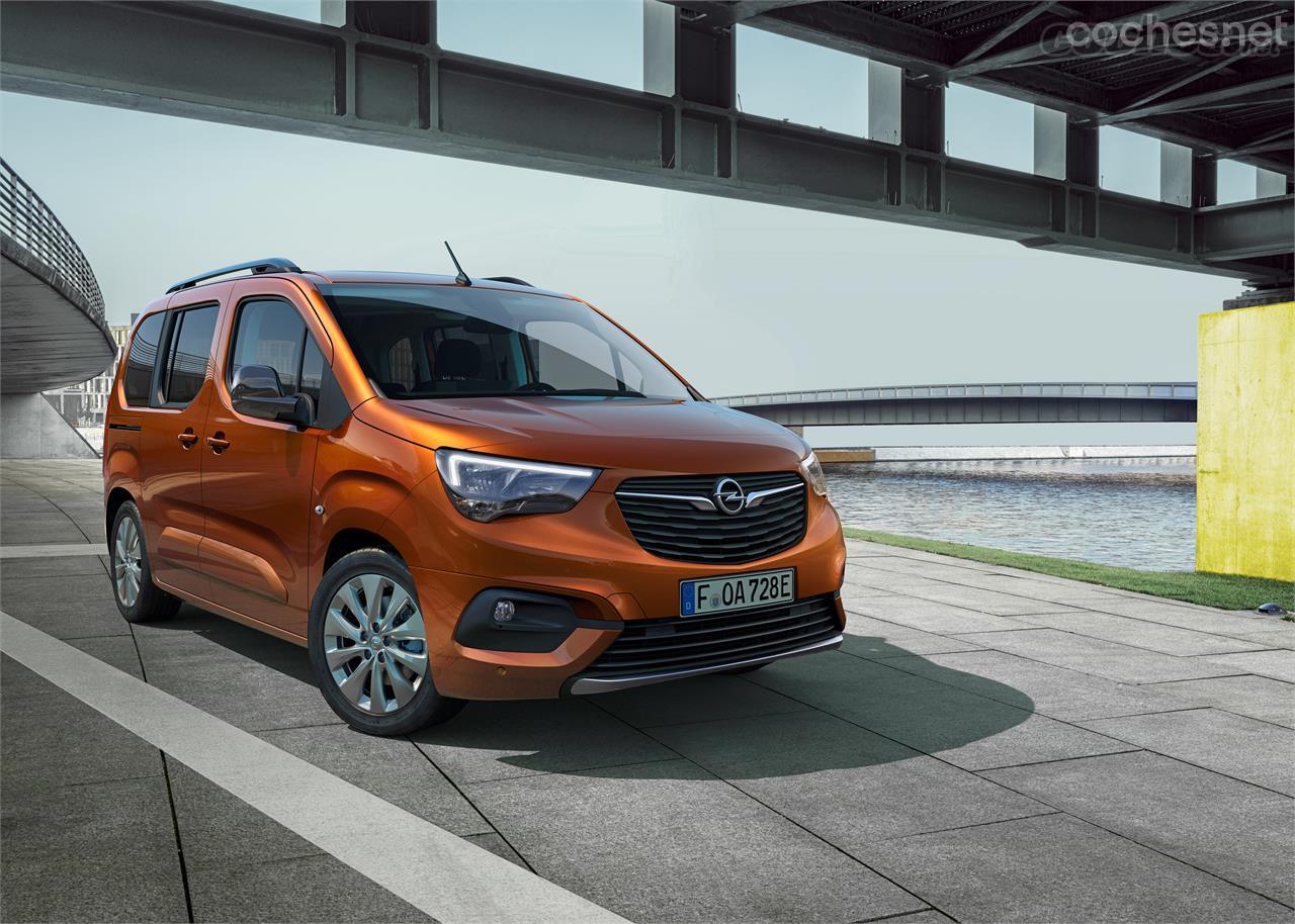 Tanto las versiones de gasolina como este Opel Combo-e Life eléctrico son gallegos.