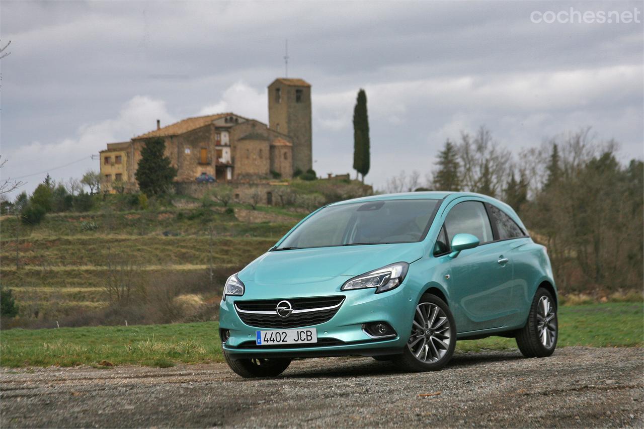 Opel repite como marca más vendida, con el Corsa como modelo clave.