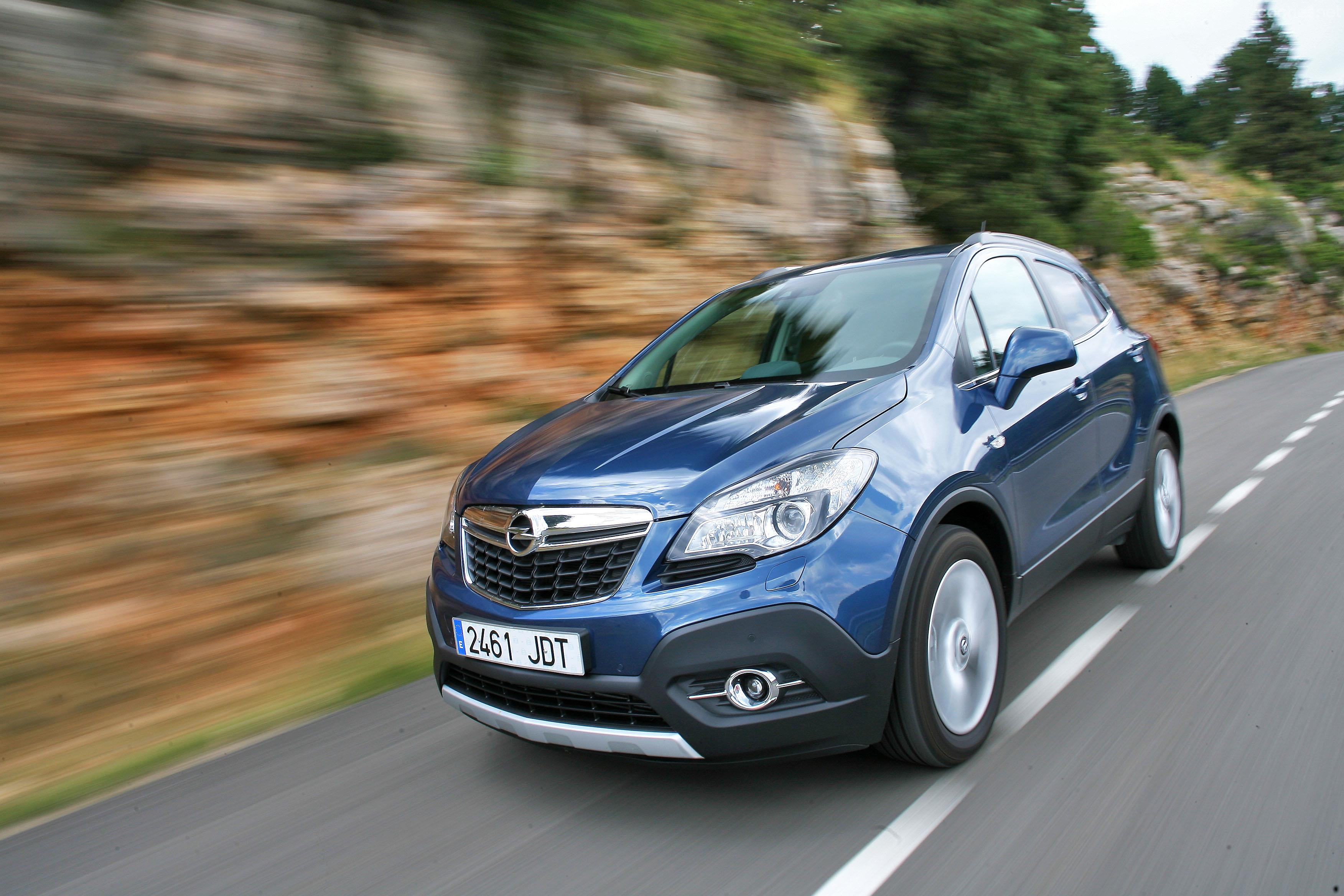 El Opel Mokka es el más potente del comparativo, pero al ser el más pesado no permite aprovechar esta ventaja. Es también el más subvirador. 