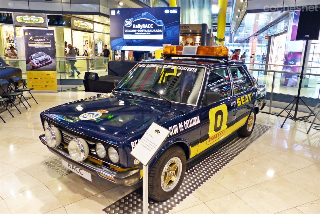 Seat fabricó en 1978 este 131 1800 cc que fue empleado como vehículo "0" en las carreras organizadas por el RACC.