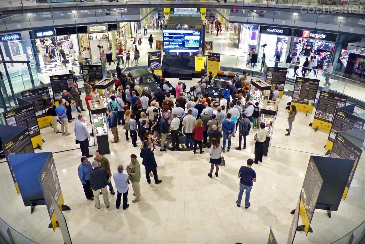 La exposición "50 Años de Pasión" está abierta al público en el Centro Comercial Arenas de Barcelona, sólo hasta el jueves 23 de octubre. (Fotos: J.C. Grande)