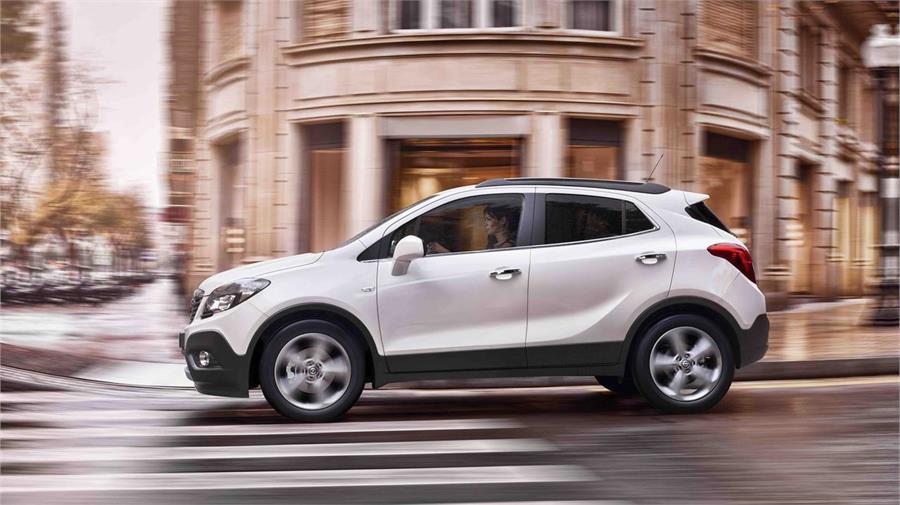 Los todocaminos o crossover urbanos empiezan a ganar seguidores, como es el caso del Opel Mokka, el más vendido de su clase por detrás del Renault Captur.