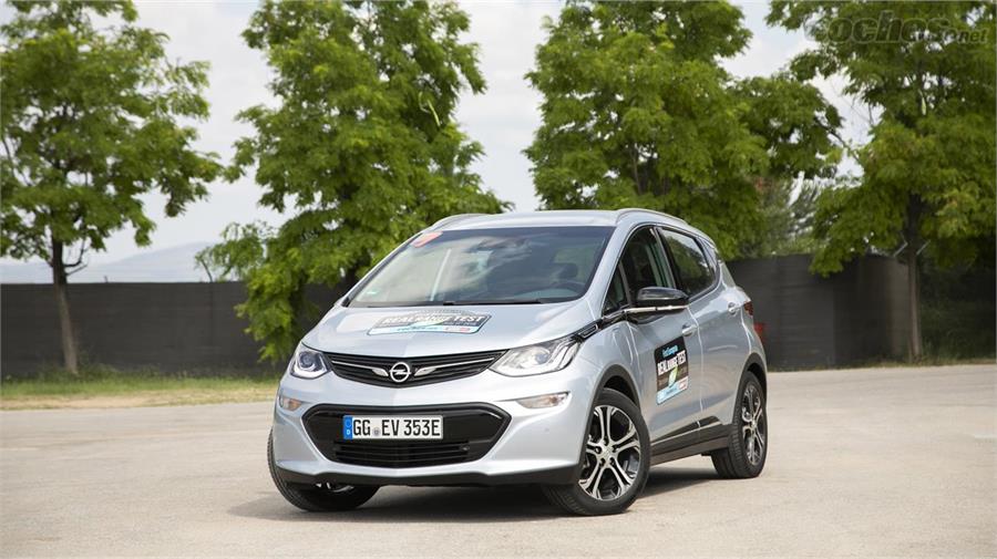El Ampera-e es un desarrollo de General Motors. La venta de Opel al Grupo PSA ha comprometido, desafortunadamente, su futuro comercial en Europa.