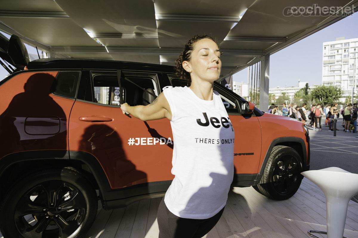 Lecciones de Yoga de la mano de Jeep