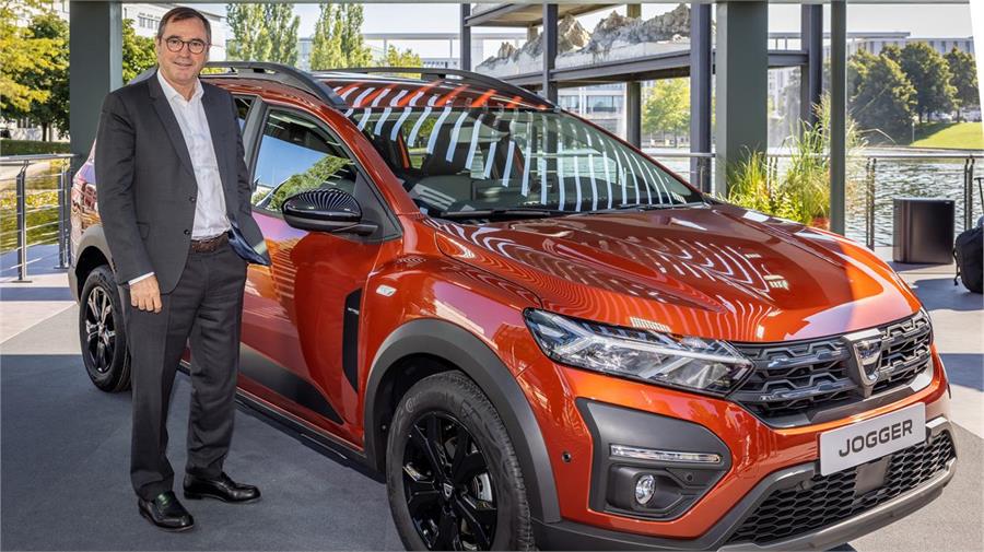 Entrevistamos al CEO de las marcas Dacia y Lada en Europa Noticias