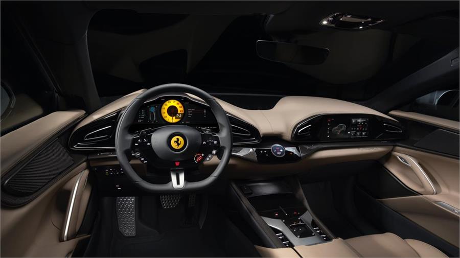 El salpicadero doble del Ferrari Purosangue es espectacular. Trata al acompañante casi mejor que al conductor.
