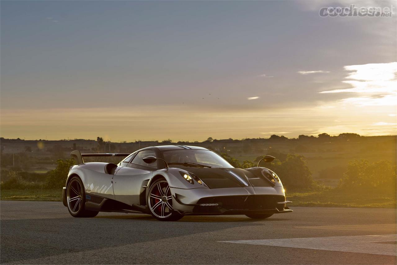 A simple vista el Pagani Huayra BC se distingue del Huayra "normal" por su optimizado paquete aerodinámico.