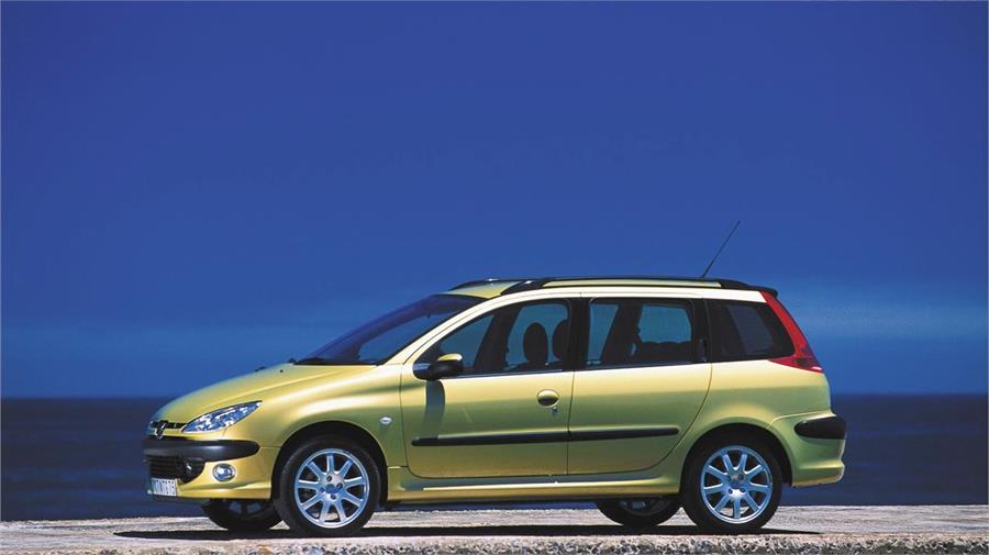 70 años de familiares Peugeot: repasamos todos los modelos con ...