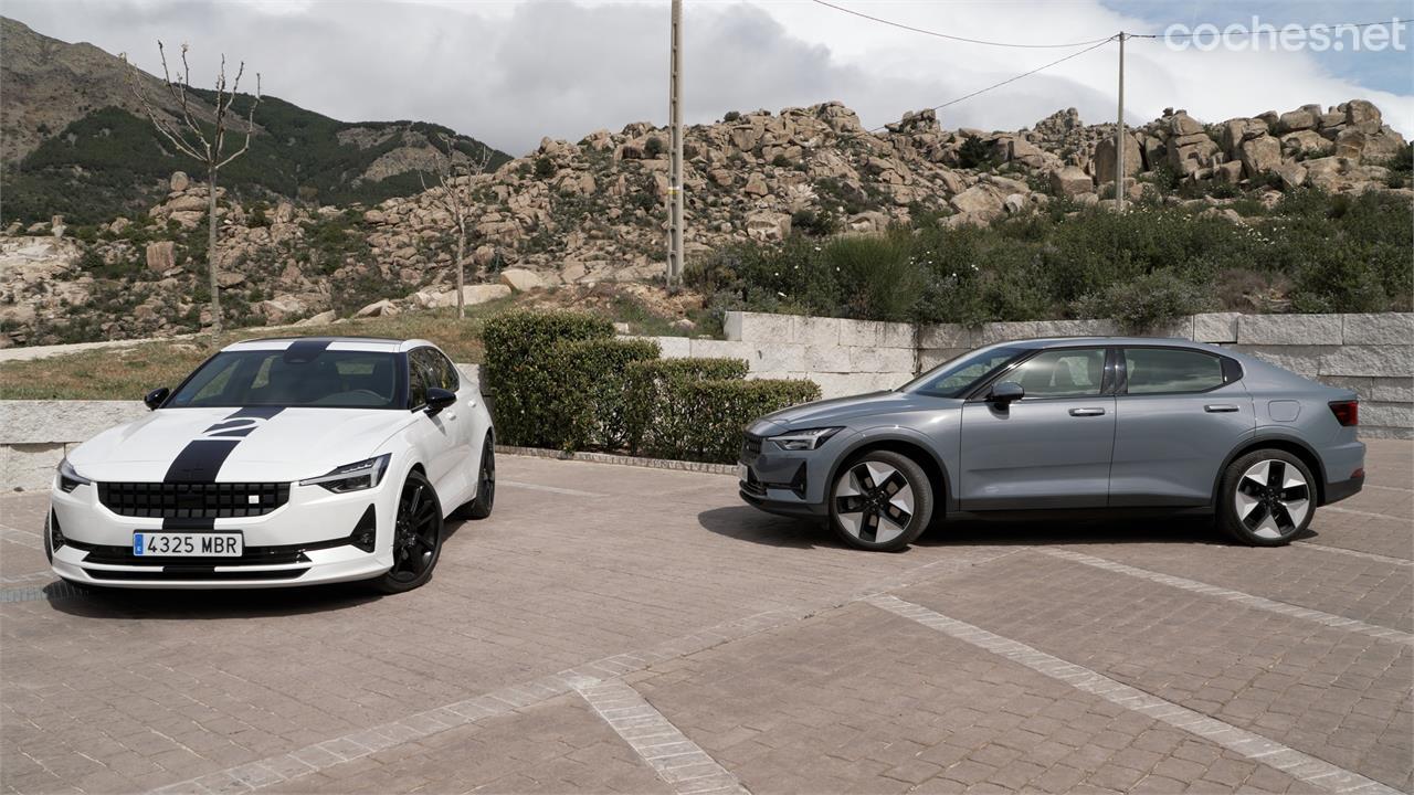 El Polestar 2 BST edition 270 es una serie limitada, deportiva y ultraequipada que extrae el máximo rendimiento de esta berlina eléctrica. (a la derecha de la imagen, el Polestar 2 "estándar")