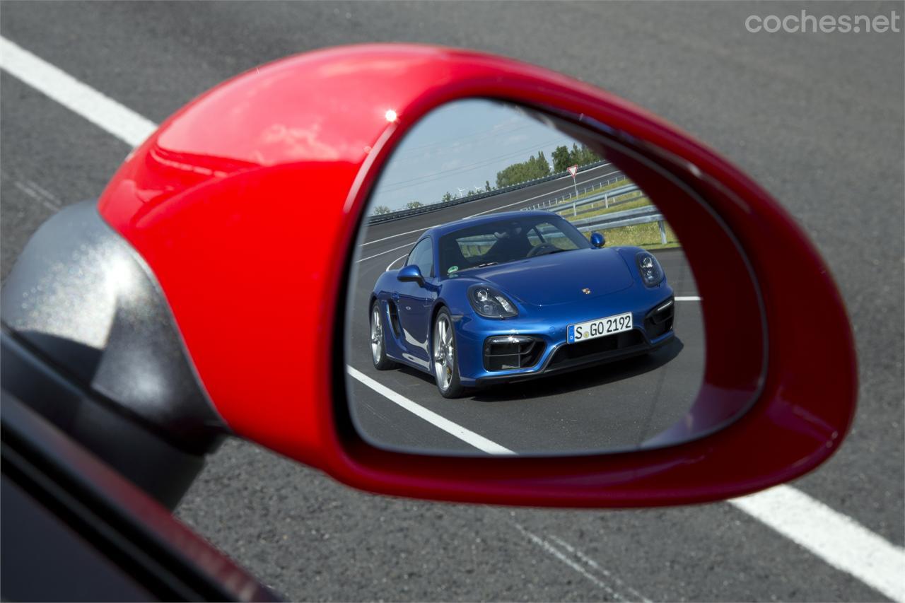 Los Porsche Boxter y Cayman disponibles eran las variantes GTS, las más prestacionales de la gama.