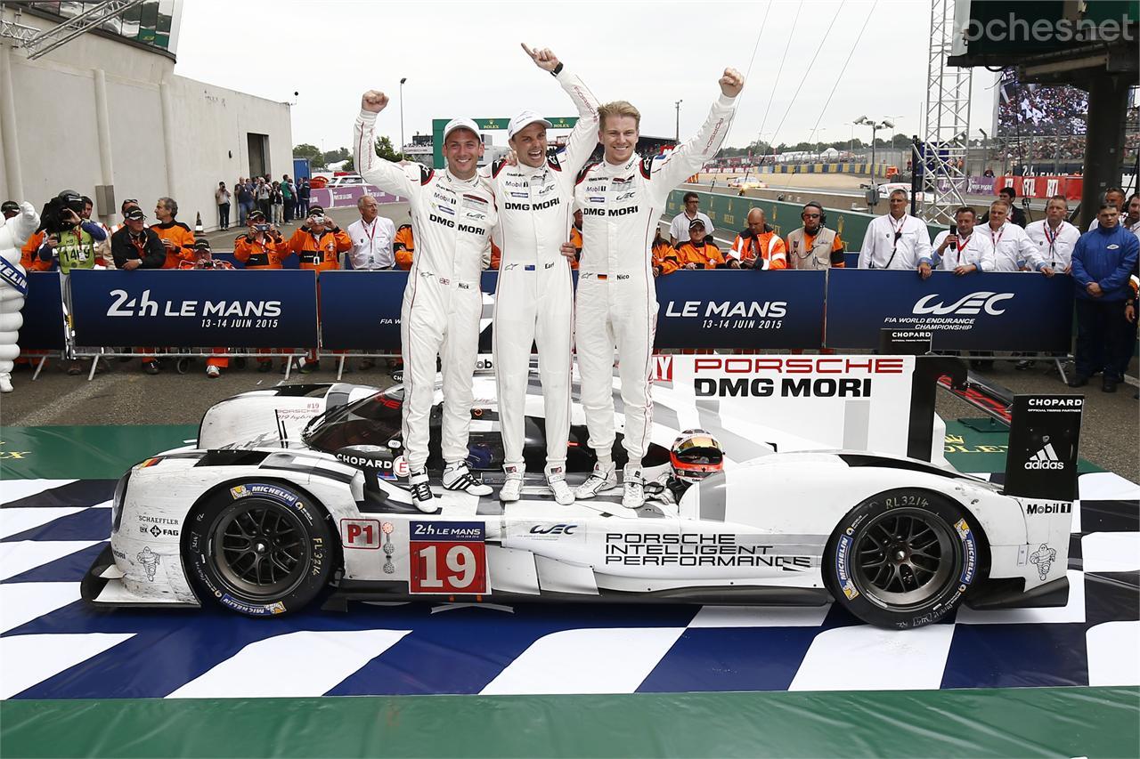 En 2015 Porsche ha logrado su 17º victoria en Le Mans con el 919 Hybrid nº19 pilotado por Nico Hulkenberg, Earl Bamber y Nick Tandy.