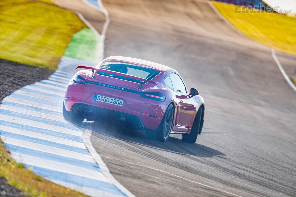 El nuevo Porsche 718 Cayman GT4 es 12 segundos más rápido en Nürburgring.