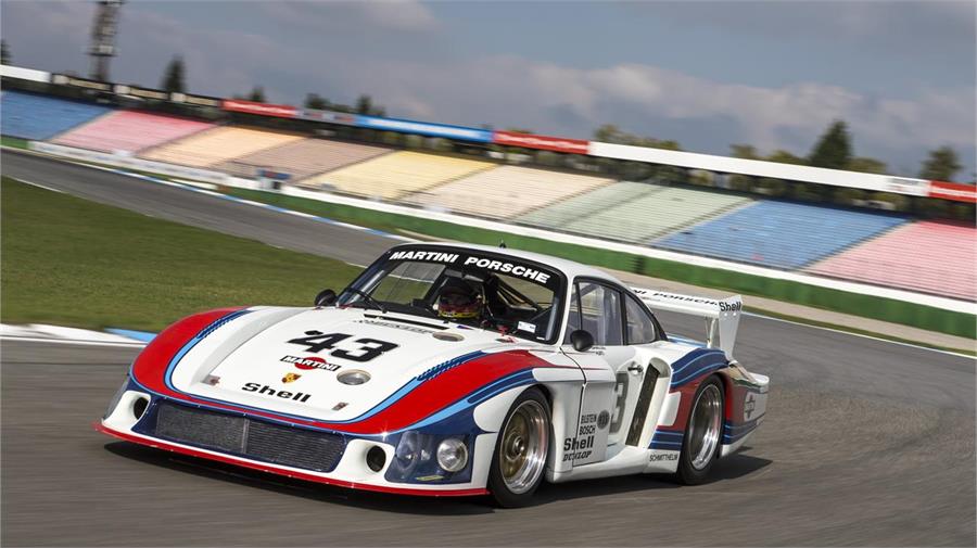 El Porsche 935/78 Moby Dick, una versión extrema del 911 Turbo de competición, llegó a extraer casi 800 CV de su flatsix turbo.