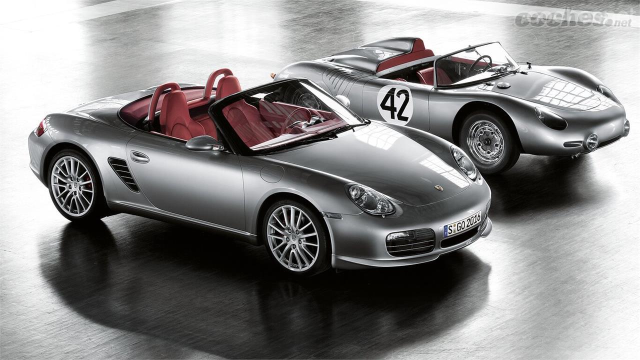 El Porsche Boxster S "50 años del 550 Spyder" fue una serie especial limitada a 1953 unidades. 