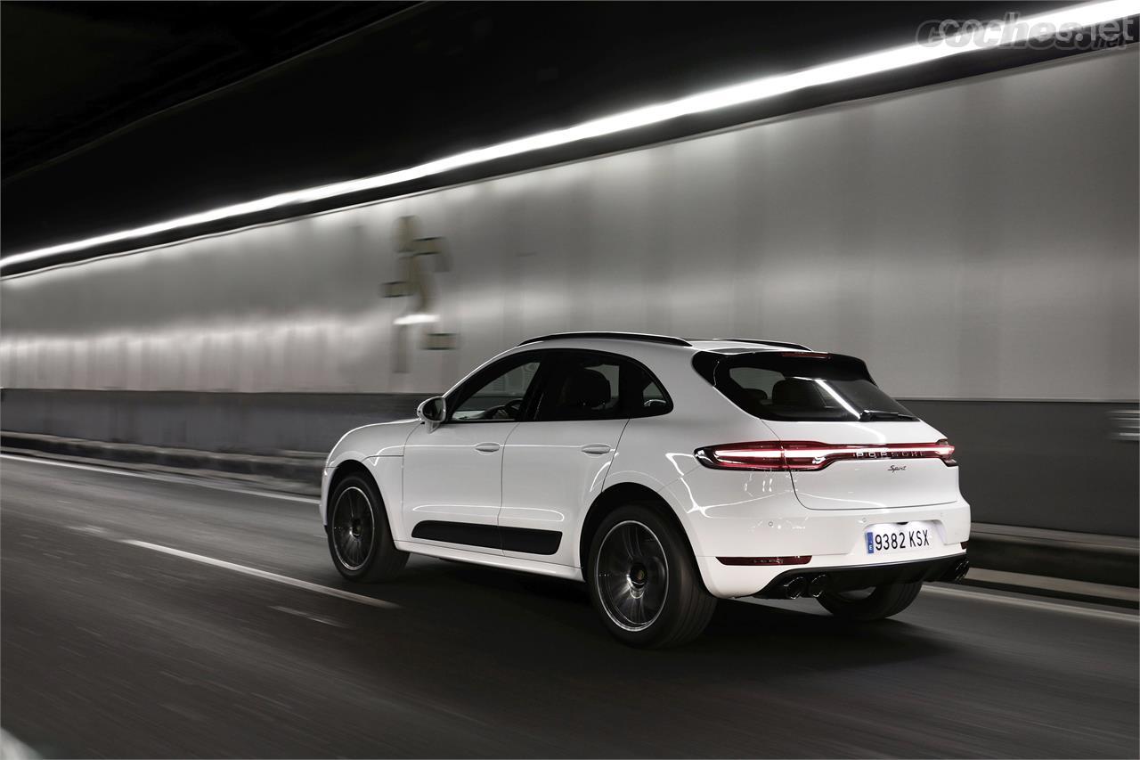 El Porsche Macan Spirit se vendo sólo en color negro o blanco. 