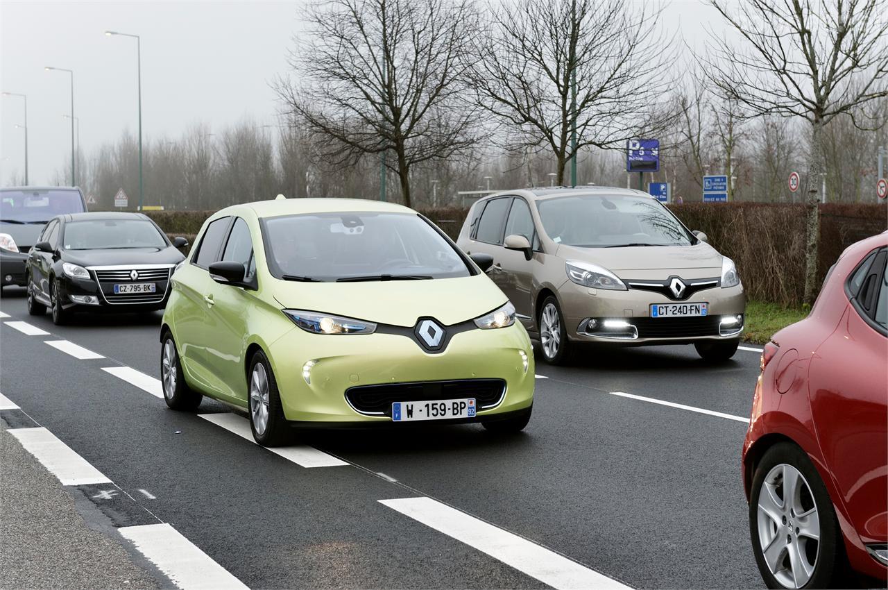 El Renault  Next Two está preparado para circular por la vía pública de forma autónoma, pero deberá esperar de momento. Es sólo un prototipo.