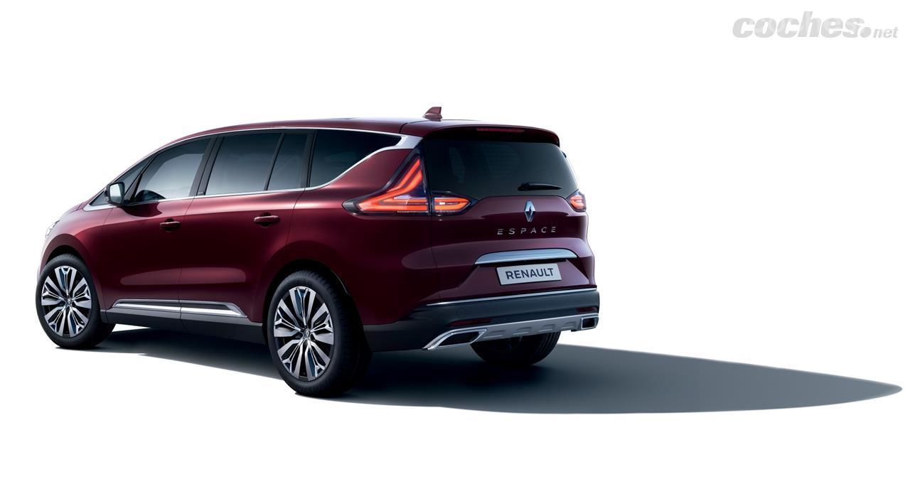 El Renault Espace 2020 Initiale Paris es la versión tope de gama y la que monta los motores más potentes. 