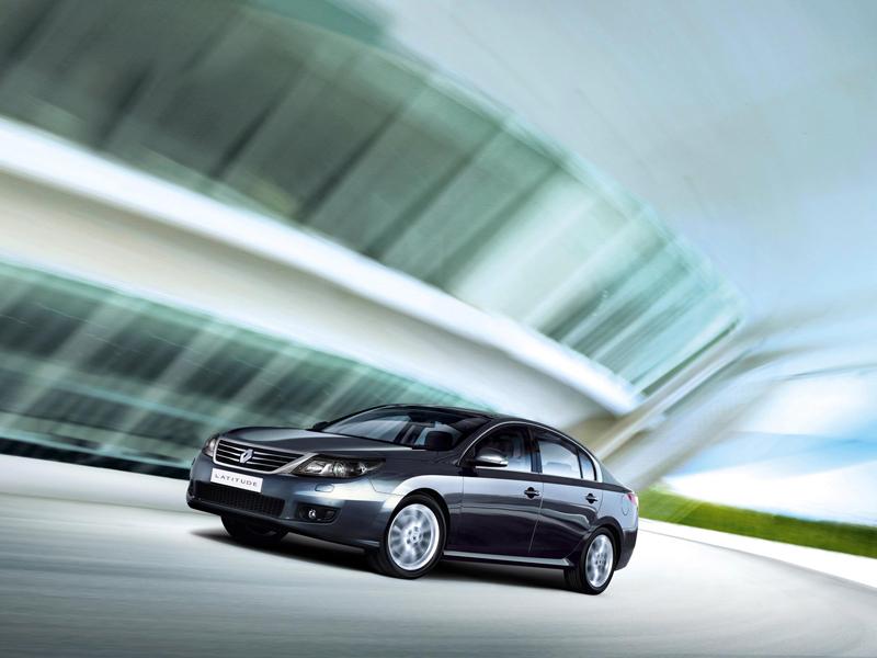 Renault Latitude: Clase Business