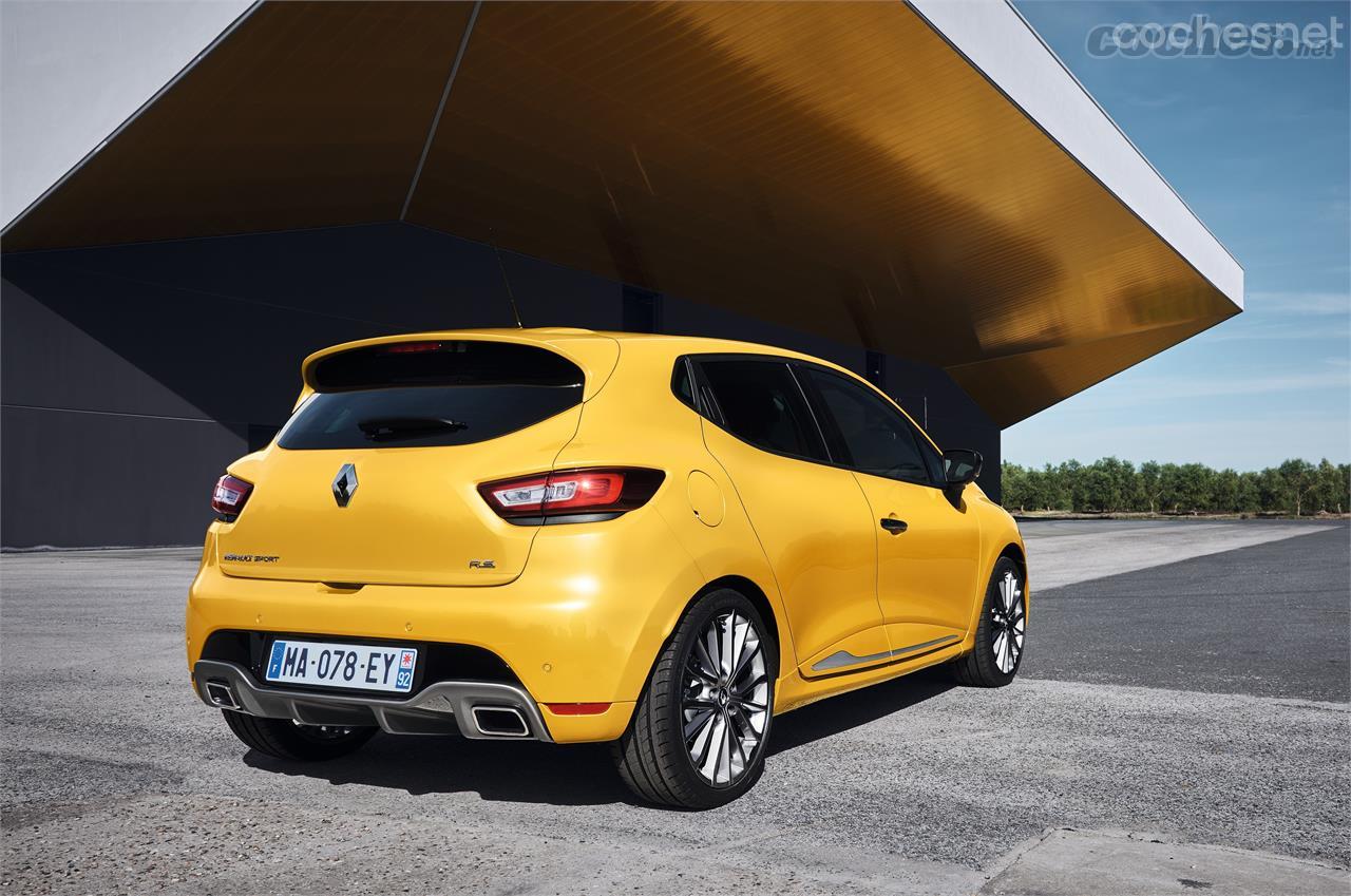 El Renault Clio R.S. seguirá estando disponible con tres chasis diferentes (Sport, Cup y Trophy), las mismas motorizaciones de 200 y 220 CV y sin dar la opción de elegir cambio manual.