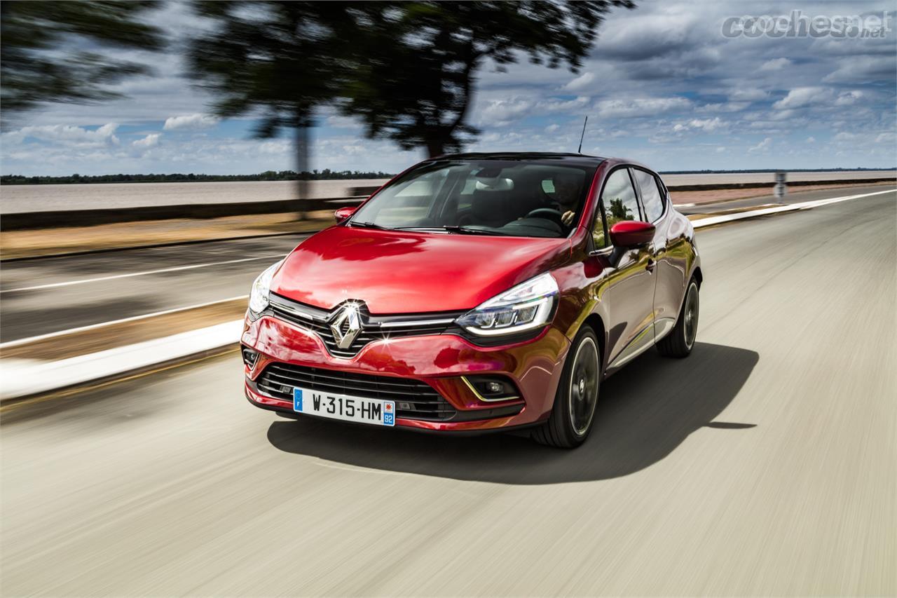 El nuevo Renault Clio es el mismo de siempre pero con algunos retoques exteriores, mejor equipamiento y mayores posibilidades de personalización. 