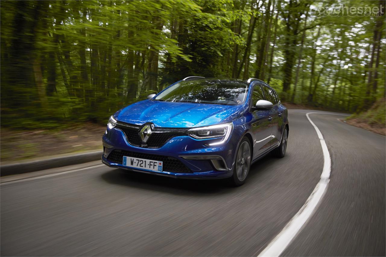 También hay versión GT para el Mégane Sport Tourer. Más potente, más atractivo y, bueno, más amplio.