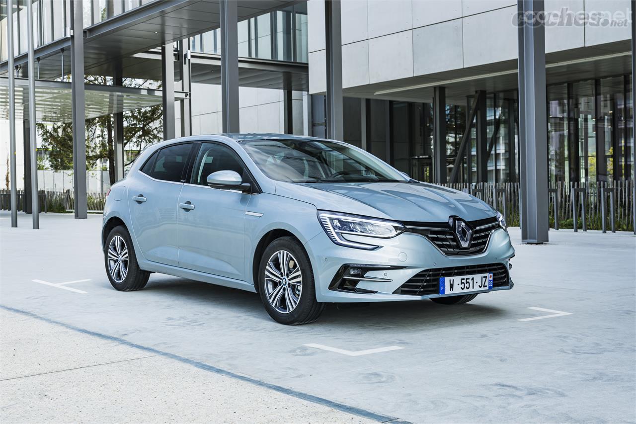 Renault fabrica el Mégane en Palencia, incluyendo la nueva versión híbrida enchufable (PHEV).