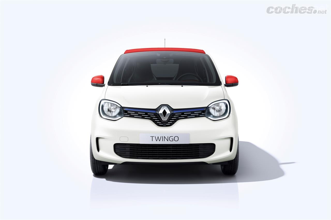 La franja azul de la calandra y las carcasas de los retrovisores en rojo identifican esta serie limitada del Twingo. 