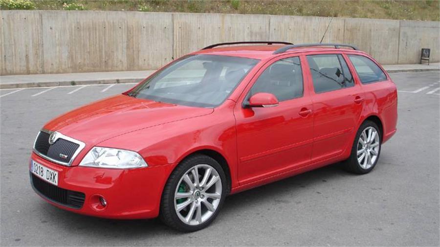 Prueba Skoda Octavia Combi RS 245 CV, El Golf GTI Para La Familia