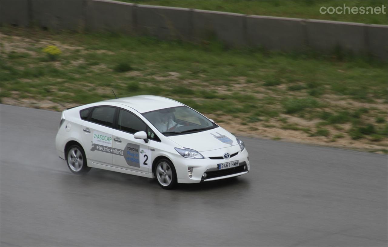 Joan y Gerard Aymerich ganaron la carrera de eficiencia con su Prius enchufable.