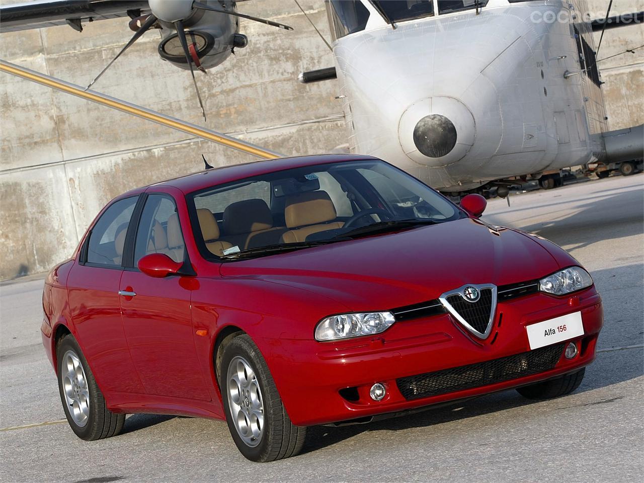 El 156 sacó a Alfa Romeo del ostracismo con su arrebatadora belleza. A la marca necesitaría hoy otro 156.