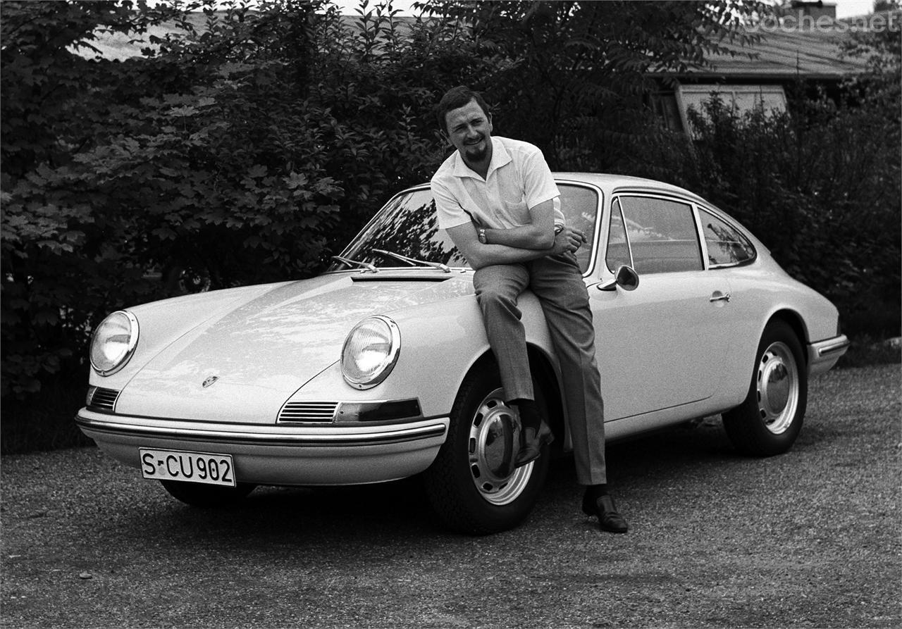 Ferdinand Alexander 'Butzi' Porsche, hijo de Ferry Porsche y nieto de Ferdinand Porsche diseñó las líneas básicas del primer 911.