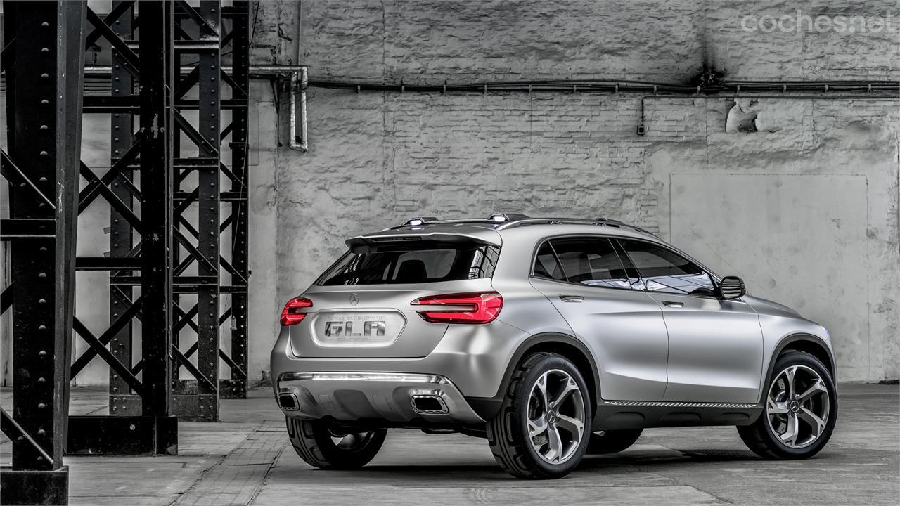 El Mercedes GLA tendrá versiones con tracción delantera. Su plataforma es la de los Mercedes A y B.