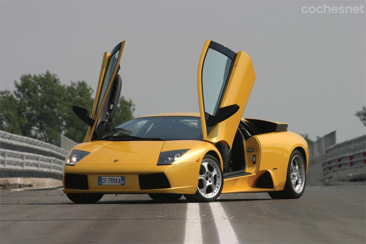 Aunque fuese el primer Lamborghini de la era Audi, el Murciélago compartía gran número de elementos con su predecesor, el Diablo. Cuando desapareció en 2010 también lo hizo el V12 de Bizzarrini.