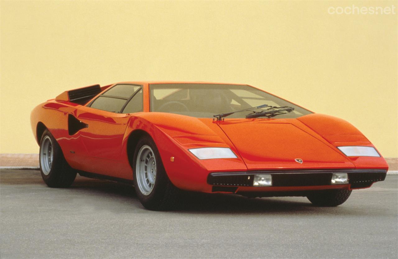 ¿Quién no ha tenido nunca un poster en su habitación o una foto de un Countach en el fondo de escritorio de su ordenador? En mi caso debo responder afirmativamente a las dos preguntas.