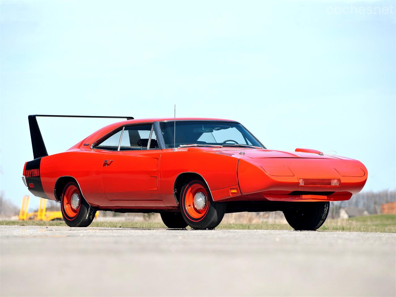 Un Dodge Charger Daytona de los años 70. Sí, con eso se podía circular por la calle.