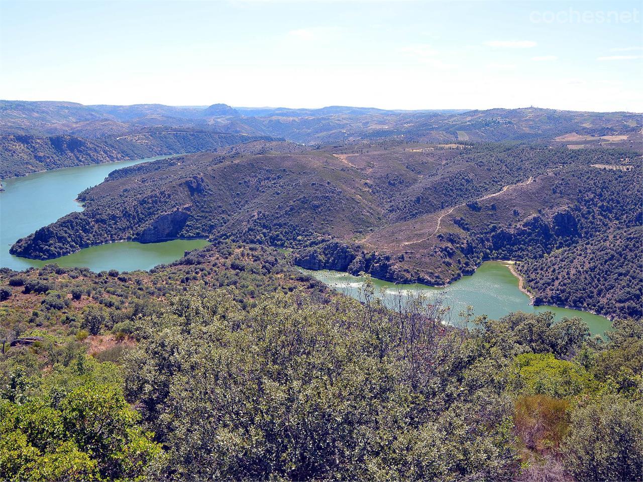 El gran caudal del Duero es el principal responsable de estas formaciones.