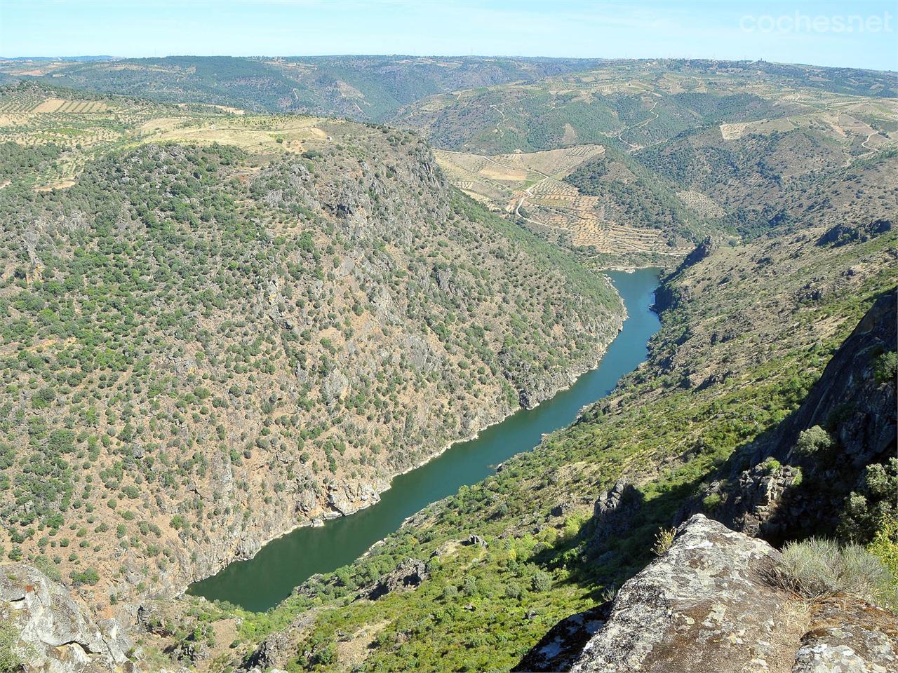 A lo largo de nuestra ruta disfrutamos de impresionantes vistas de los Arribes.