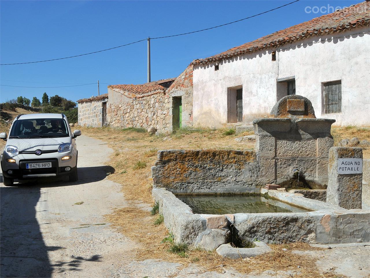 Villaverde, uno de los pueblos tristemente abandonados de nuestro país.