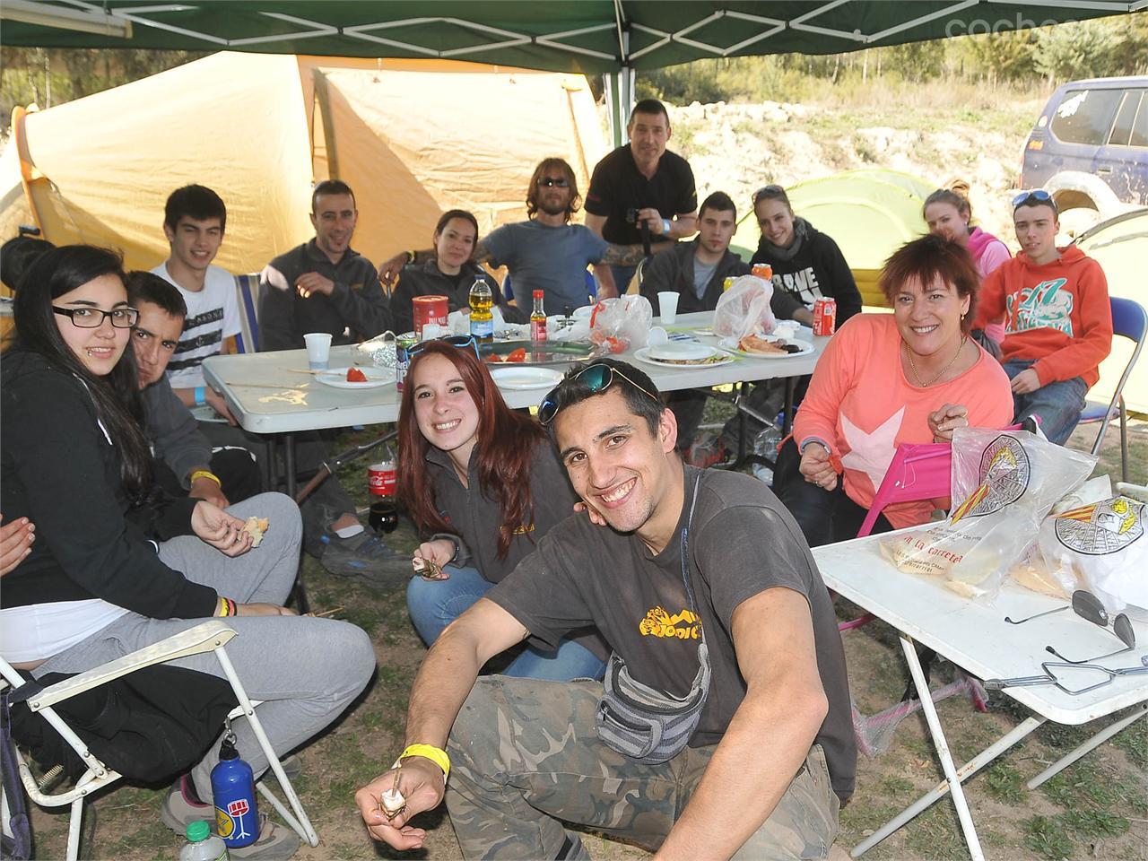 El ambiente que cada grupo de amigos le da a la feria es algo único e irrepetible