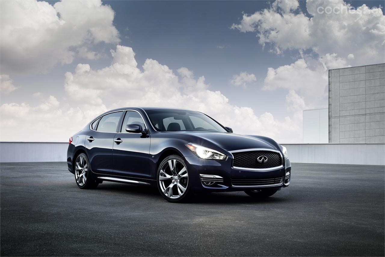 Infiniti Q70L