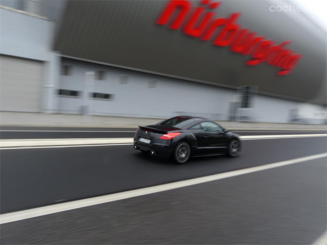 En Nürburgring con el Peugeot RCZ R