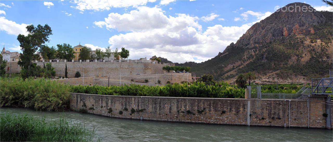 Cieza ofrece diferentes vistas teniendo el río Segura como protagonista