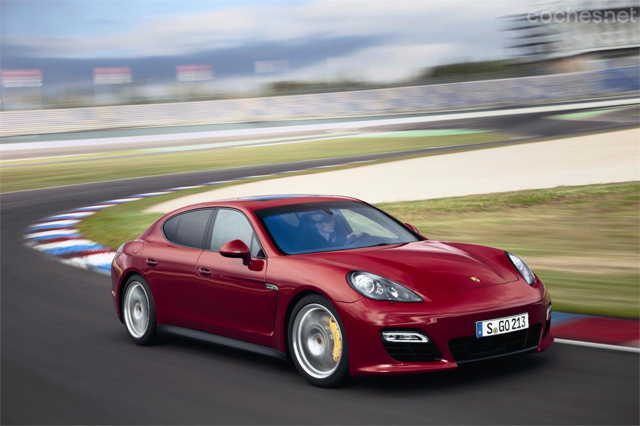 MICHELIN es el proveedor de neumáticos del Porsche Panamera a nivel mundial.