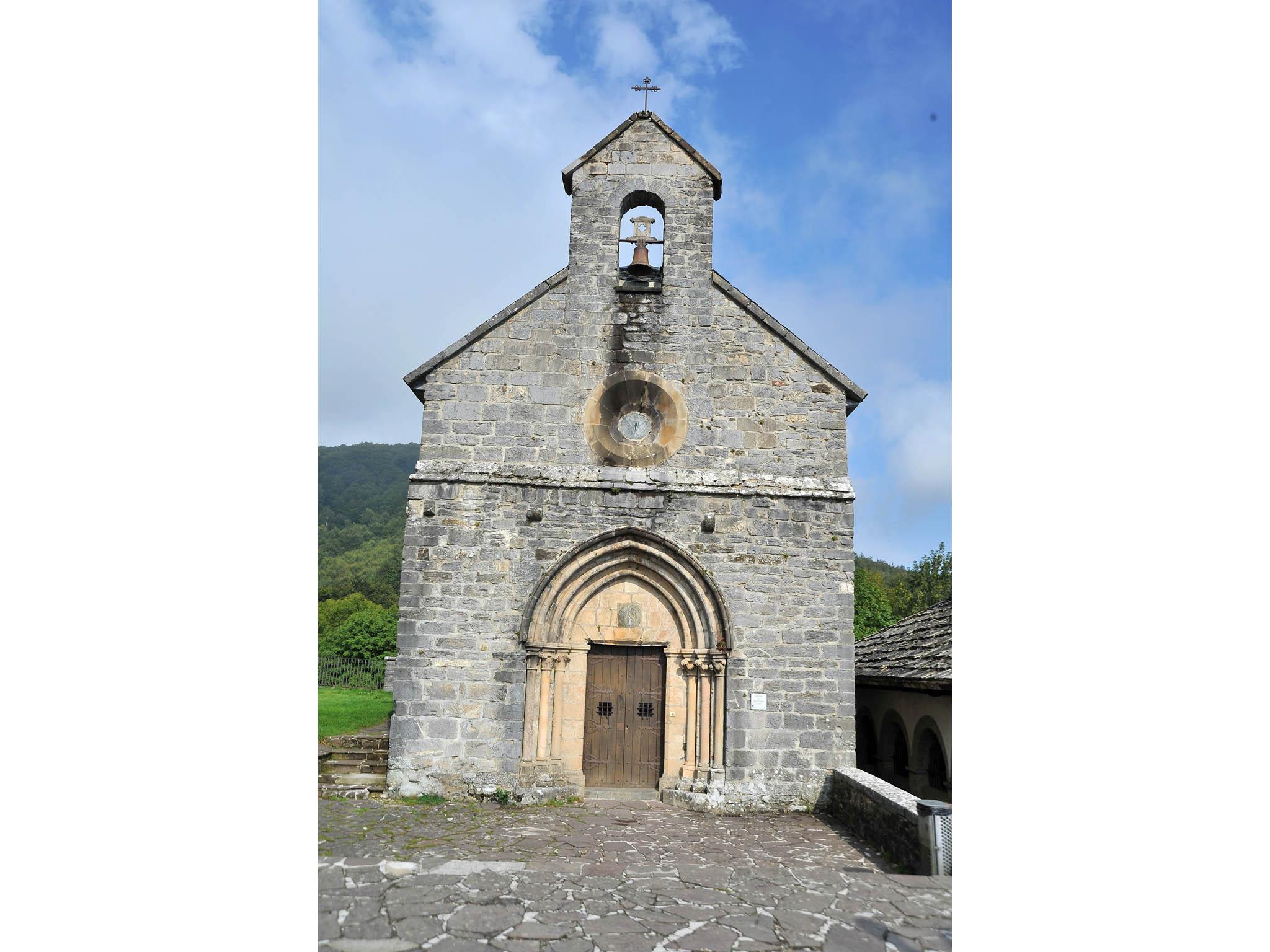 La Iglesia de Santiago o de los Peregrinos, en Roncesvalles