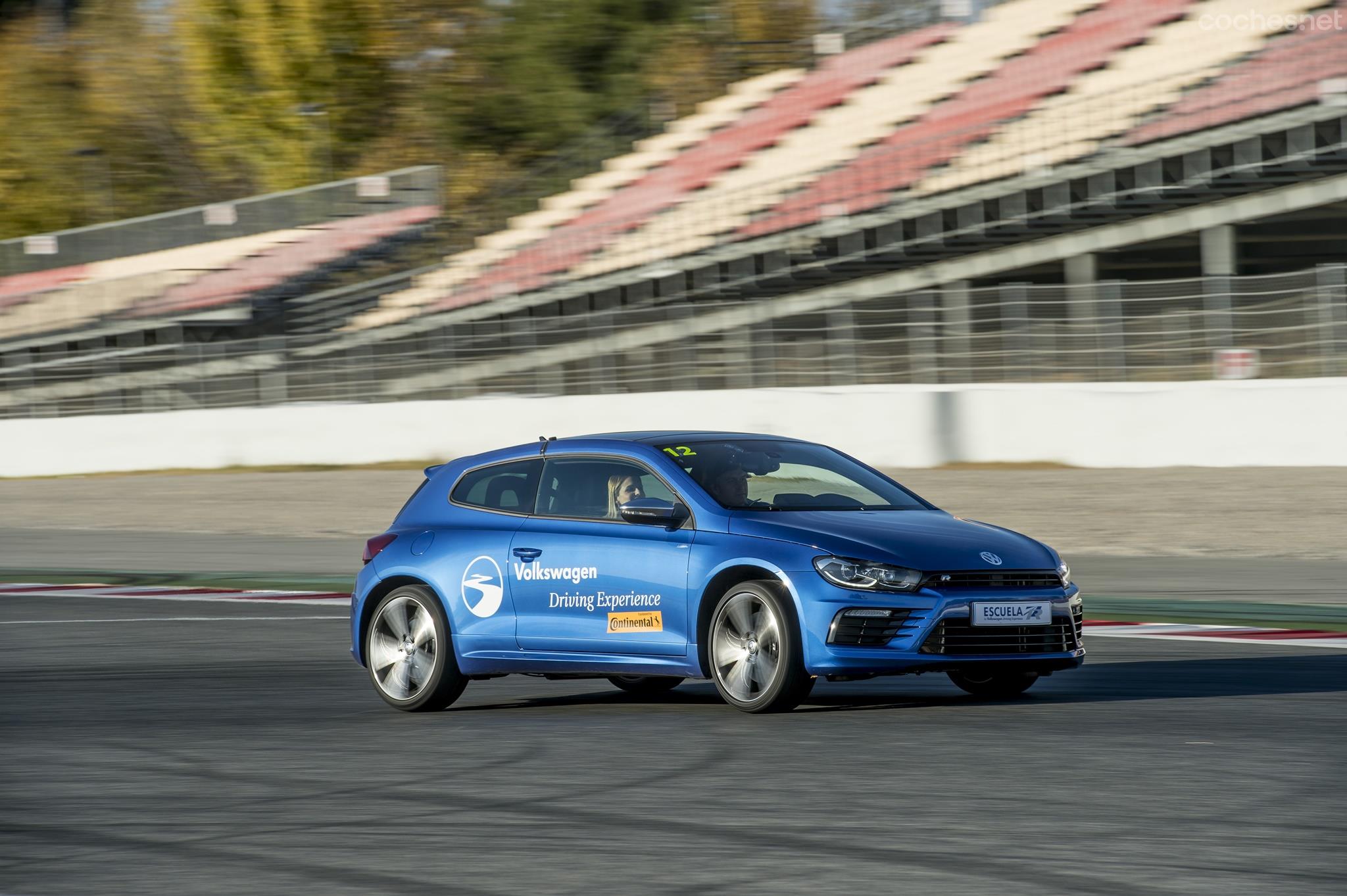 No es tan potente ni tan efectivo como el Golf R. Pero el Scirocco R ofrece una experiencia de conducción más pura quizás.