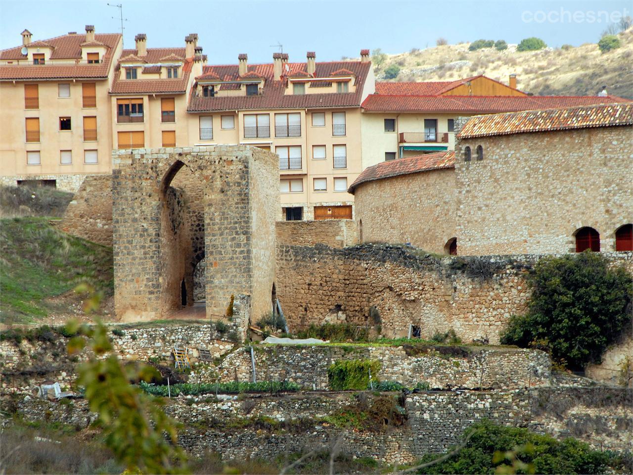 La puerta de Cozagón, entrando en Brihuega