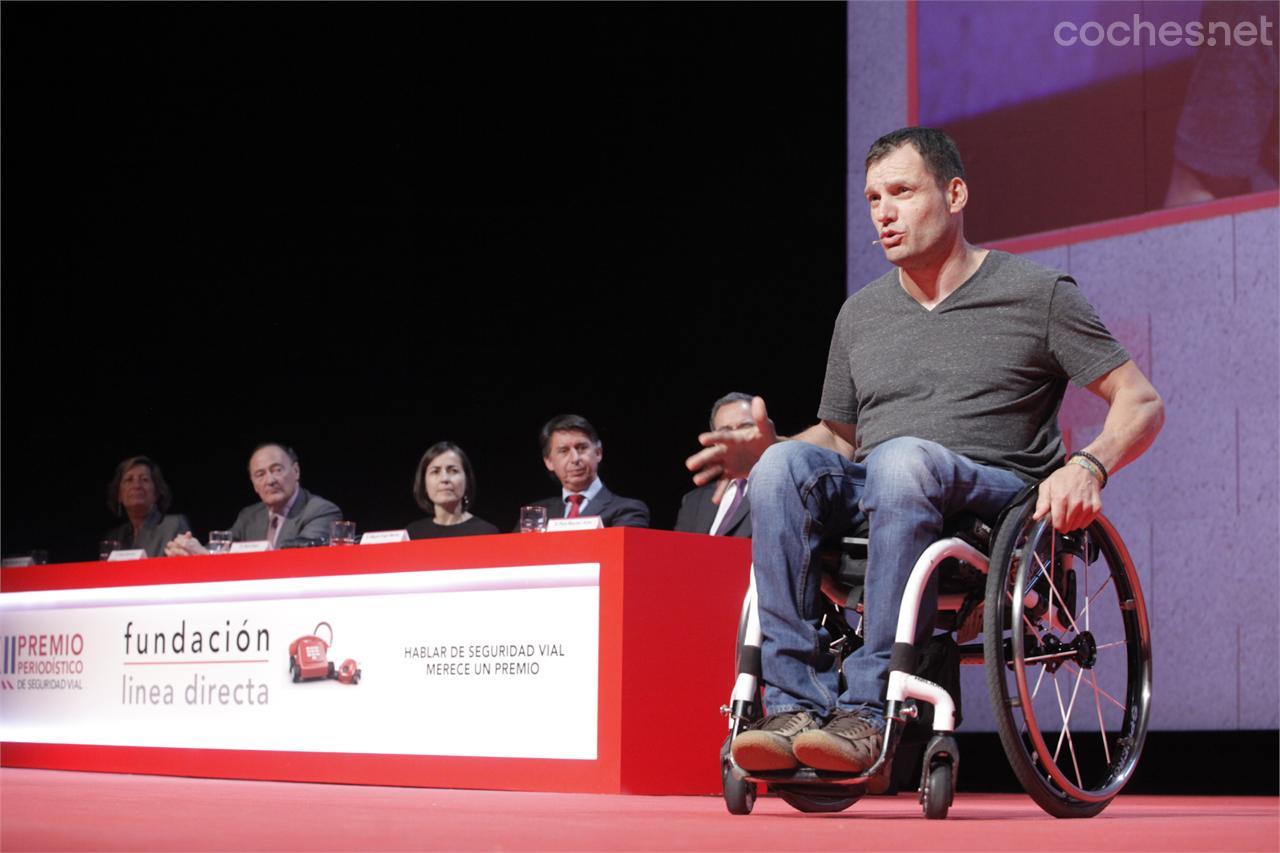 El piloto del Dakar, Alberto Llovera, emocionó a la audiencia contando su historia de superación.